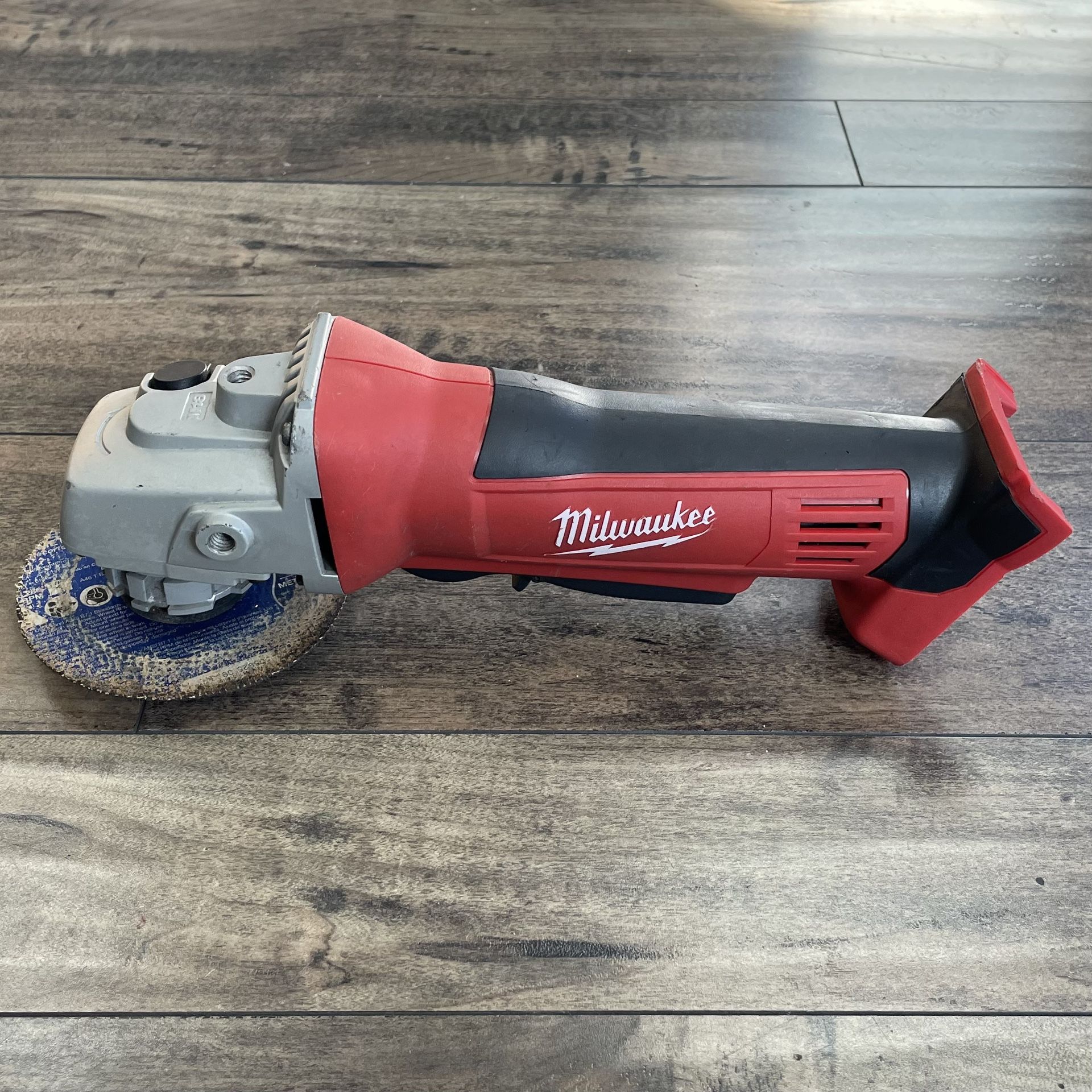 Milwaukee 2680-20 M18 4-1/2” Cut Off Grinder (Tool Only)