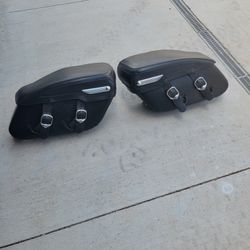 Road King Classic Leather Saddlebags