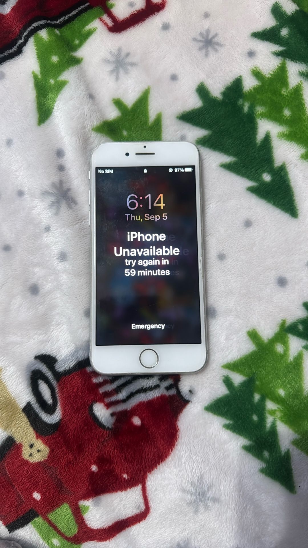 Apple iPhone 7 32GB Silver (Forgot Passcode)