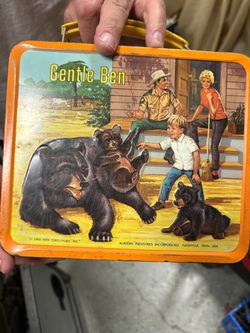 Vintage Gentle Ben metal lunch box