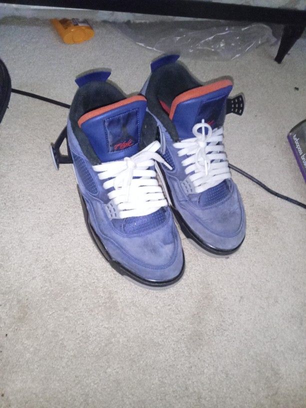 Jordan 4s