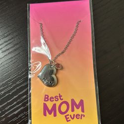 Best Mom Ever Necklace 