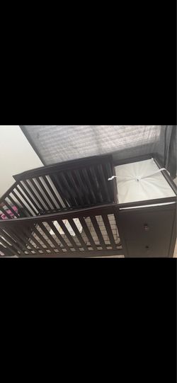 Crib - Full size bed
