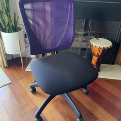 Purple Staples Vexa Mesh Office Chair – Ergonomic & Breathable