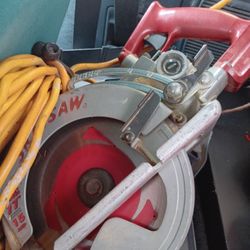 SkillSaw/speaker Airpods Pro