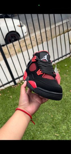 AIR JORDAN 4 Red Thunder
