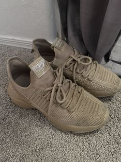8.5 Women Steve Madden