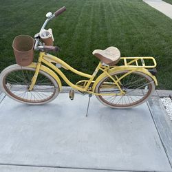 Huffy “Nell Lusso” Beach Cruiser