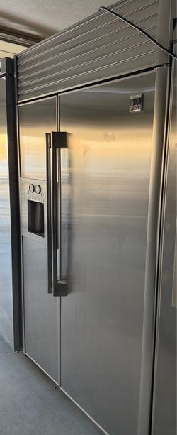 42” Kenmore Pro Built in Refrigerator