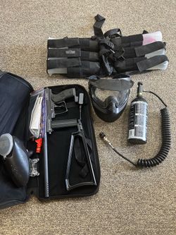Paint Ball set with carrier and mask