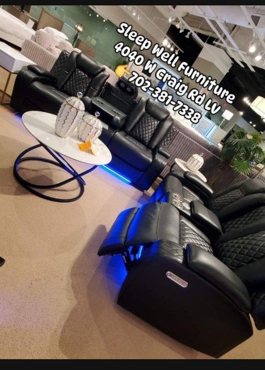 ✨️Reclining Sectionals Sofas ✨️ Furniture Sectionals, Bedrooms, Dining Avail