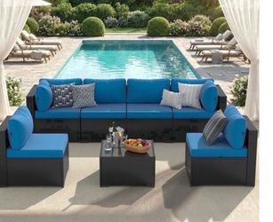 Brand new outdoor patio set