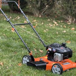 Beautiful 21” Gas Powered Mulching PUSH Lawn Mower 