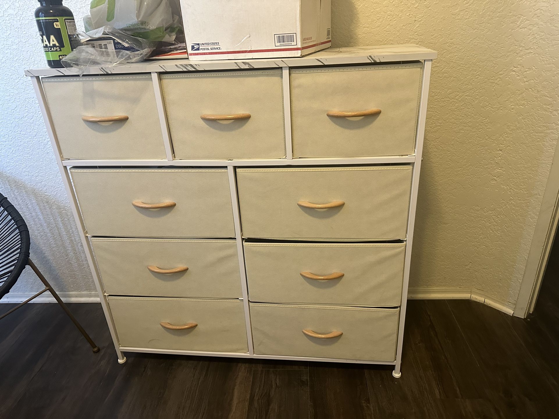 9 Drawer Dresser