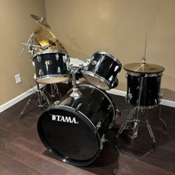 Tama Drum Set