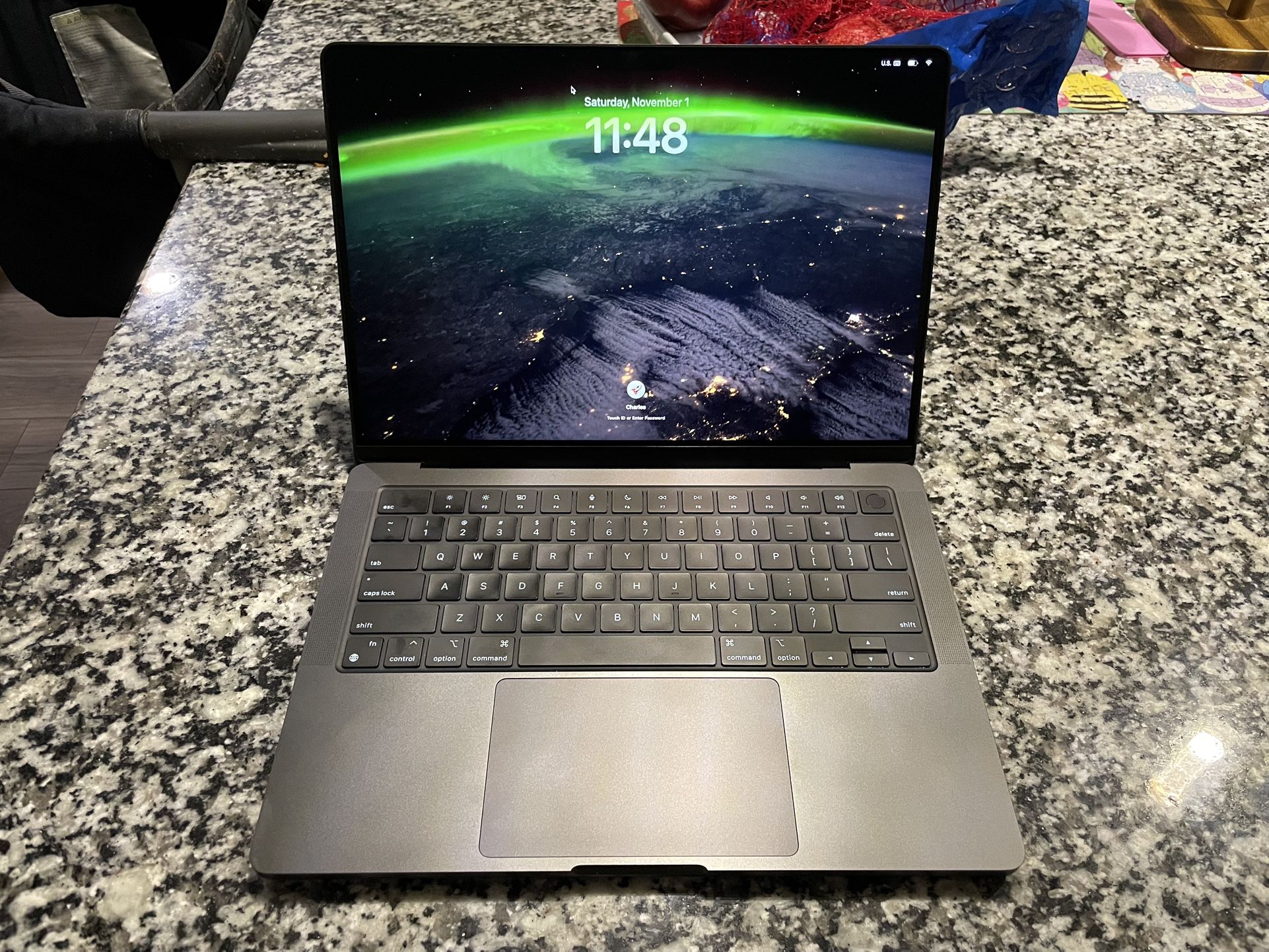 MacBook Pro M4 16GB