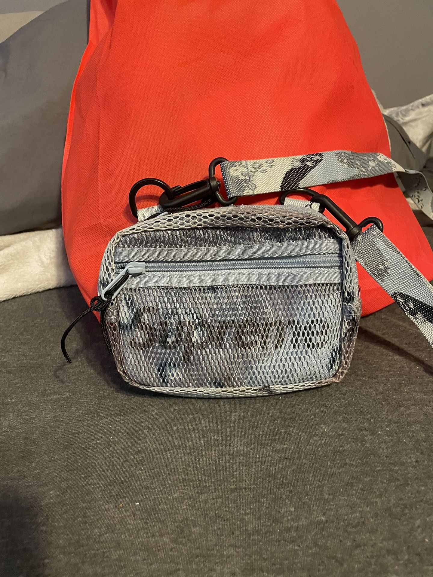 Supreme Small Shoulder Bag 