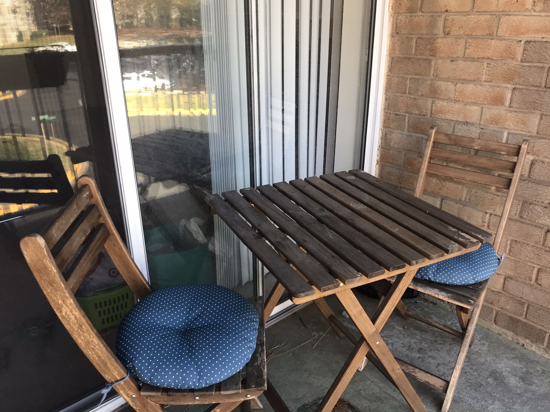 Outdoor furniture - table + 2 chairs
