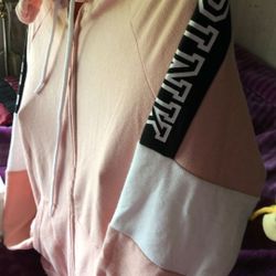 Name brand hoodie size S-M great condition