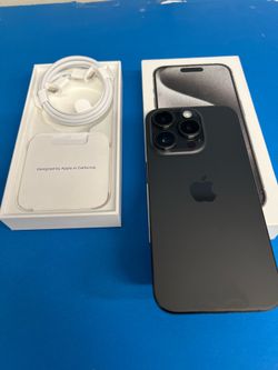 iPhone 15 pro max 256gb unlocked for any carriers ( Liberado)