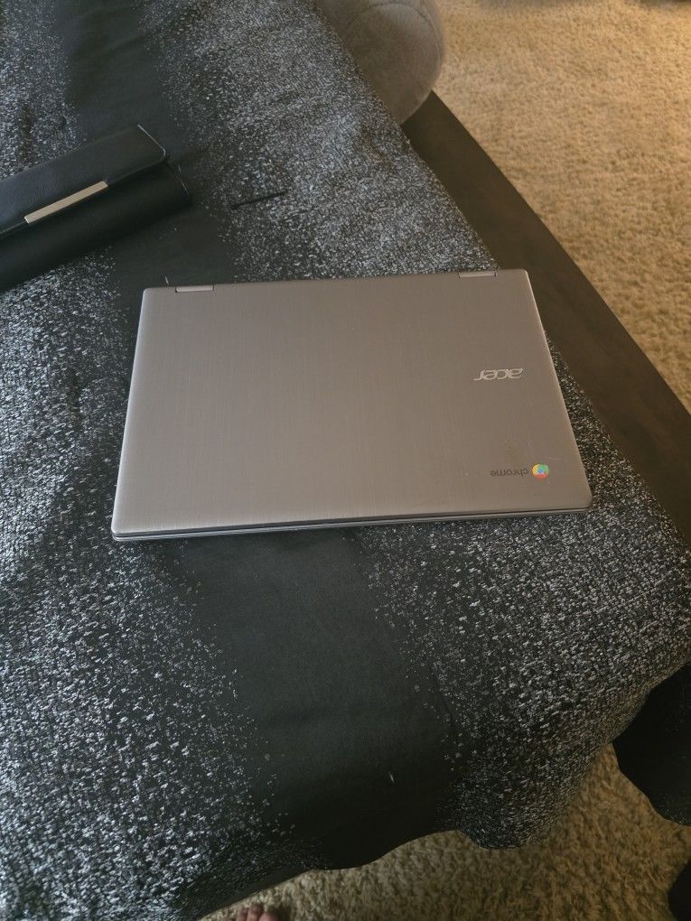 Chromebook