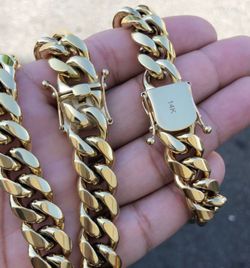 14MM Cuban Link Set 14K Gold Plated Doesn’t Loses Color