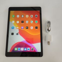 Apple iPad 7 - Wifi & LTE - Like New 