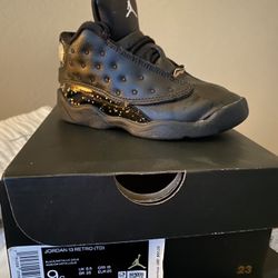 Girl Toddler Jordan 13 Retro Black/Metallic Good Size 9c