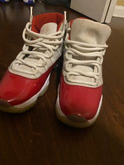 Jordan 11 Cherrys