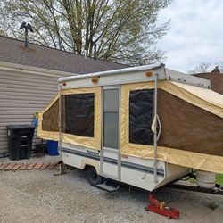 Palomino 1988 New Condition For Sale .$2800 Ob.