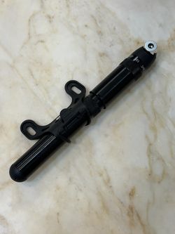 Specialized hand pump flex