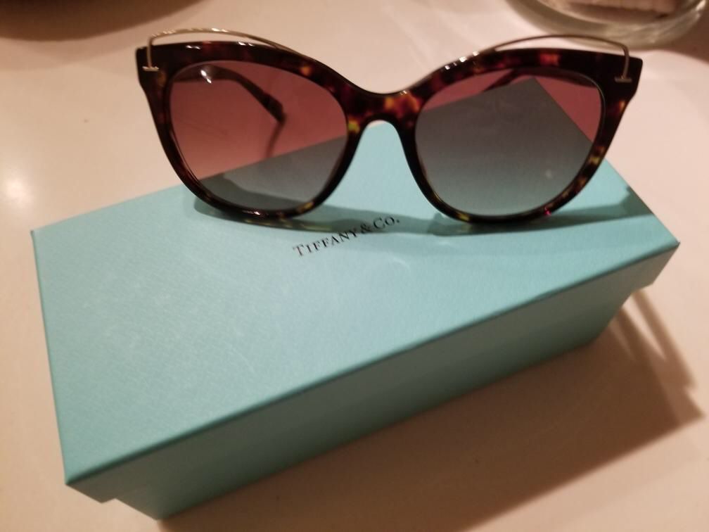 Tiffany sun glasses