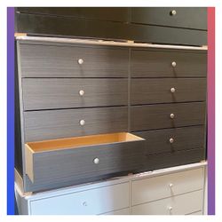 8 drawers dresser / Eight drawers dresser