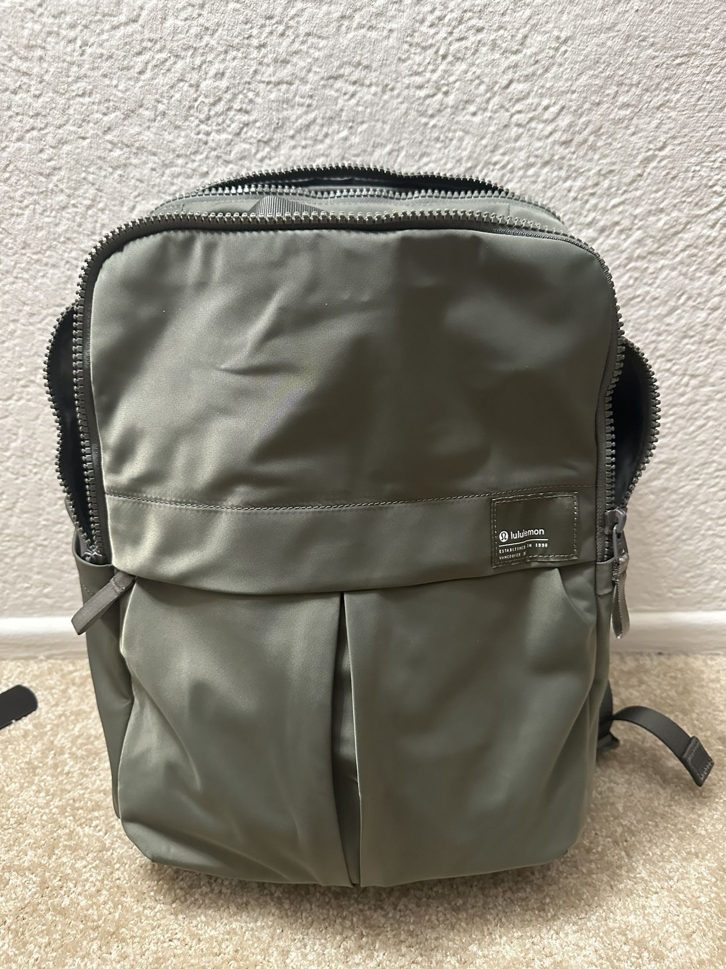 Lululemon Everyday Backpack 2.0 Grey Sage
