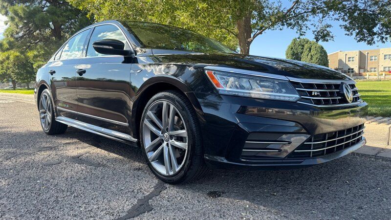 2017 Volkswagen Passat 1.8T R-Line
