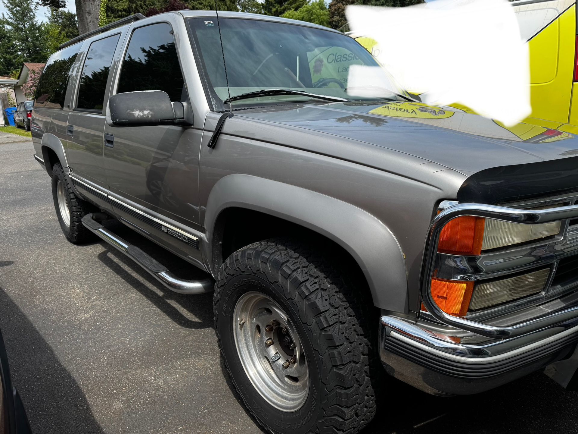 1999 GMC Suburban