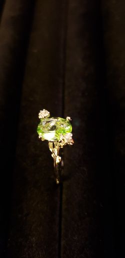 Luxury Green Crystal Ring