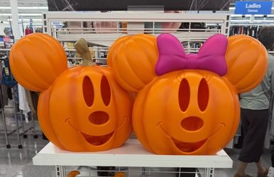 Mickey & Minnie Pumpkins