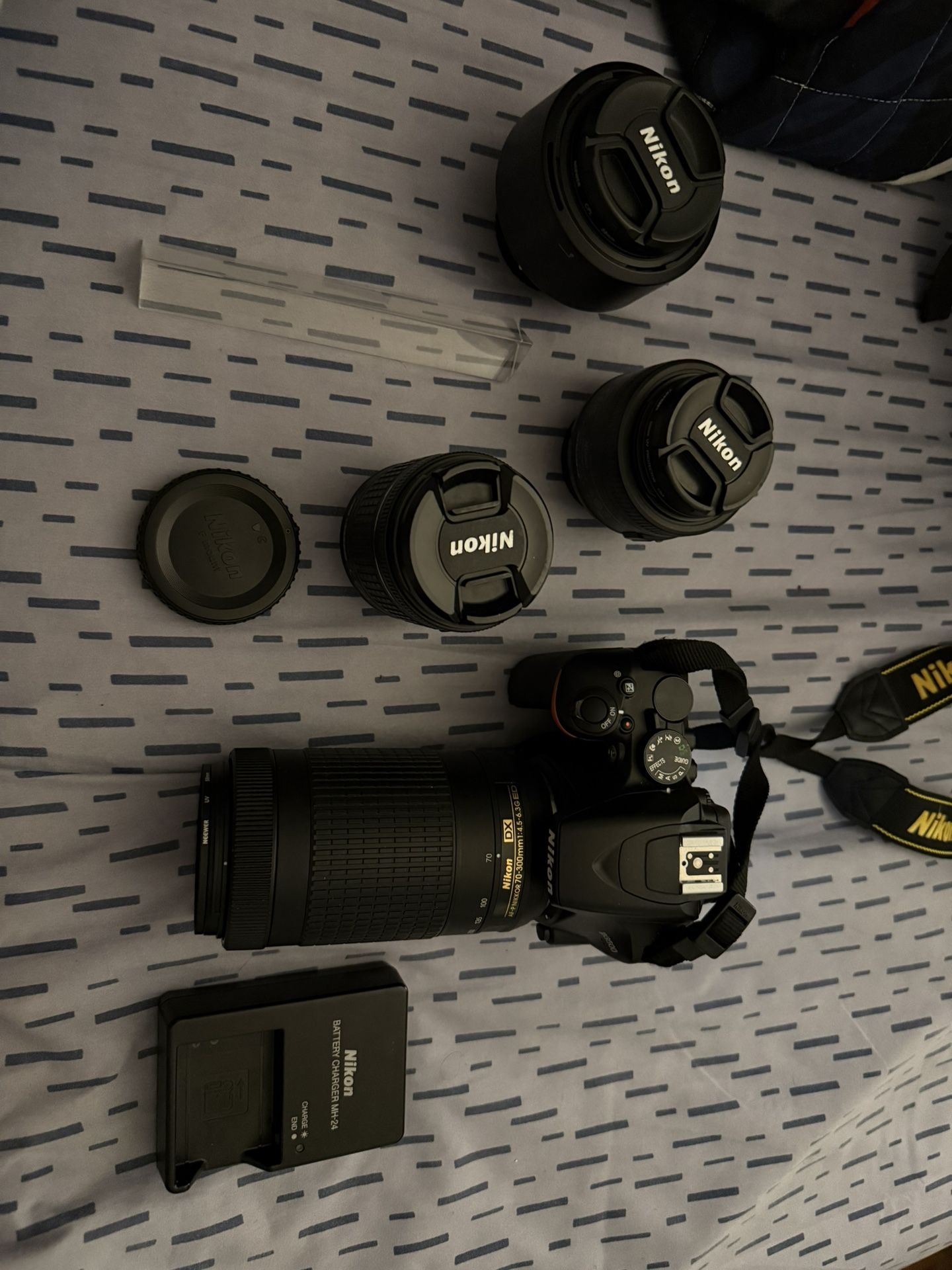 Nikon D3500 With 4 Lenses And Accessories