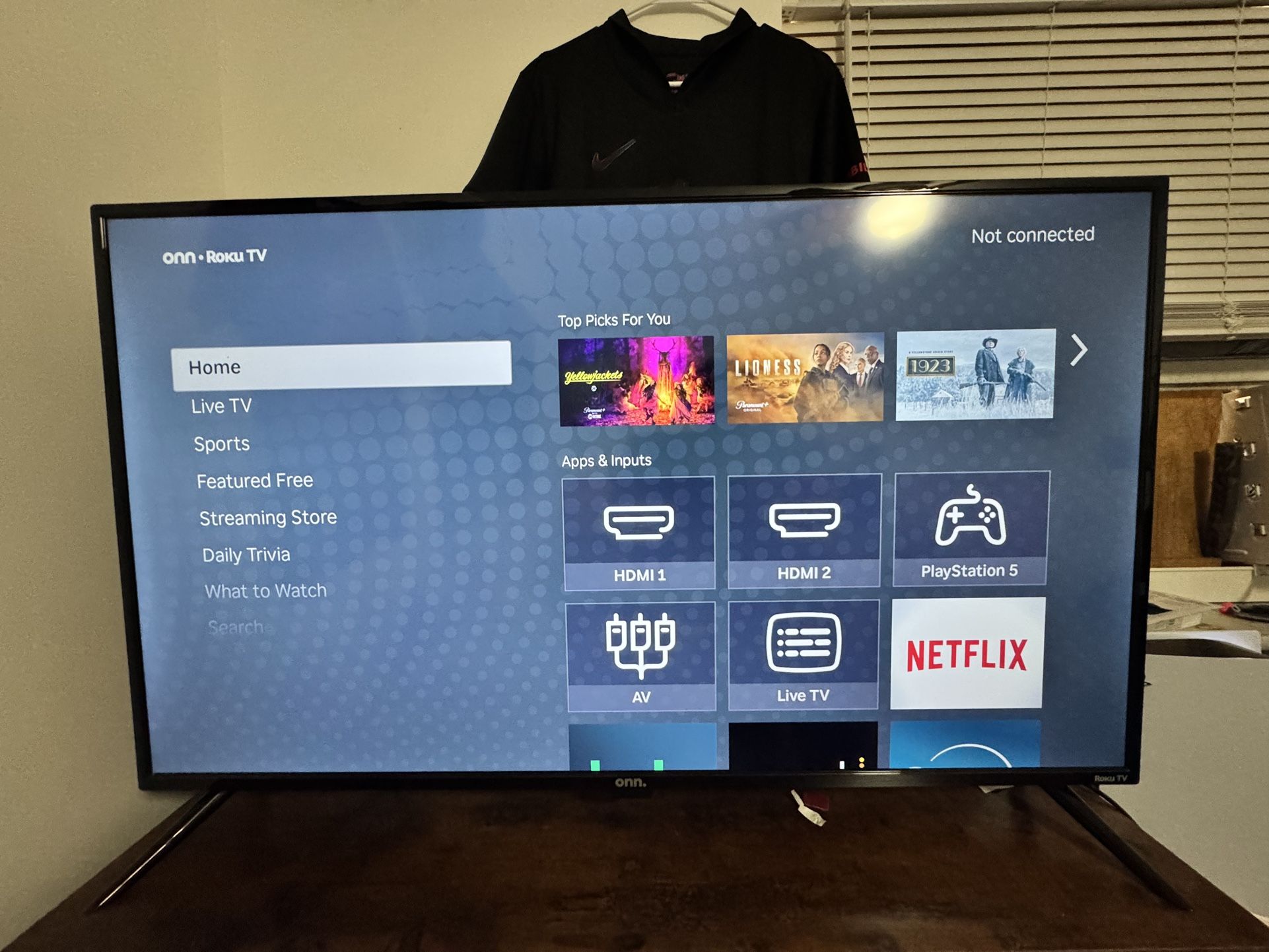 onn 43” Class 4K UHD (2160P) LED Roku Smart Television HDR
