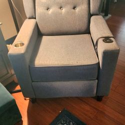 Recliner 