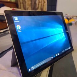 Excelente Surface Pro Primera Generacion De 11 Pulgadas Touchscreen Procesador Atom Windows 10 Con Programas 