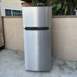 Whirlpool Fridge Silver 18cu Ft 28x29x68👍🛑4 MONTHS WARRANTY 