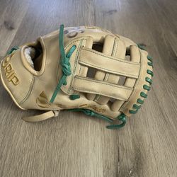 Japanese glove 