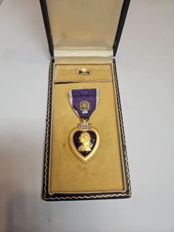 Vintage 1940's-60's U.S. Purple Heart Medal Presentation Case Ribbon Bar VFW Pin Military