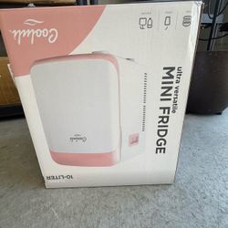 Cooluli Classic 10-Liter Mini Fridge (Local pickup)