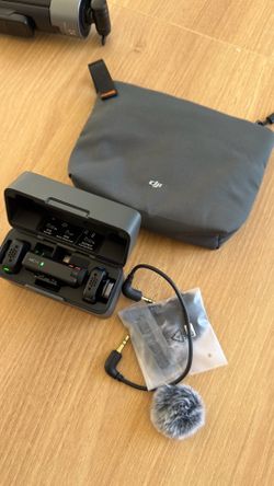 DJI Mic Mini Wireless Microphone Set – 2 TX, 1 RX, Charging Case