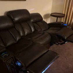 Dual Reclining Theatre Sofa