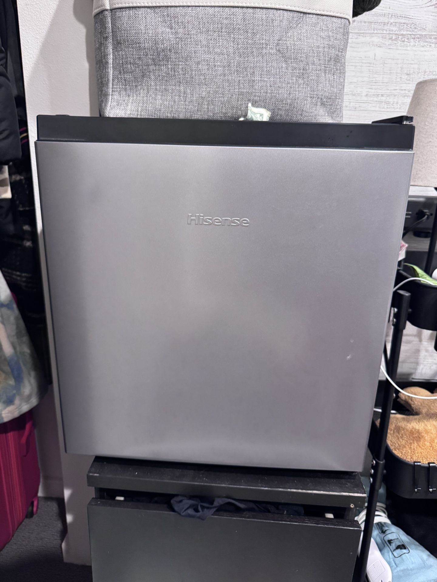 Mini Fridge 