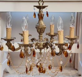 Vintage Crystal Chandelier•Amber Crystals•Original Canopy & Embossed Links & Hardware•Excellent Condition💡